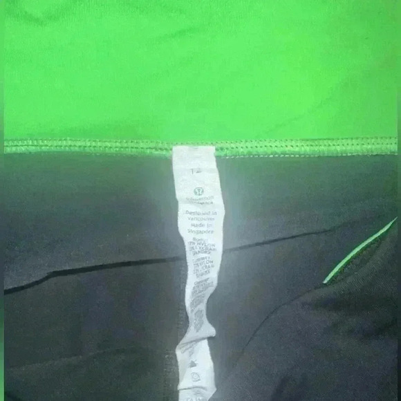 Lululemon Run Inspire Crop II Leggings in Black/Frond 2 Womens Size 12 - Picture 5 of 6